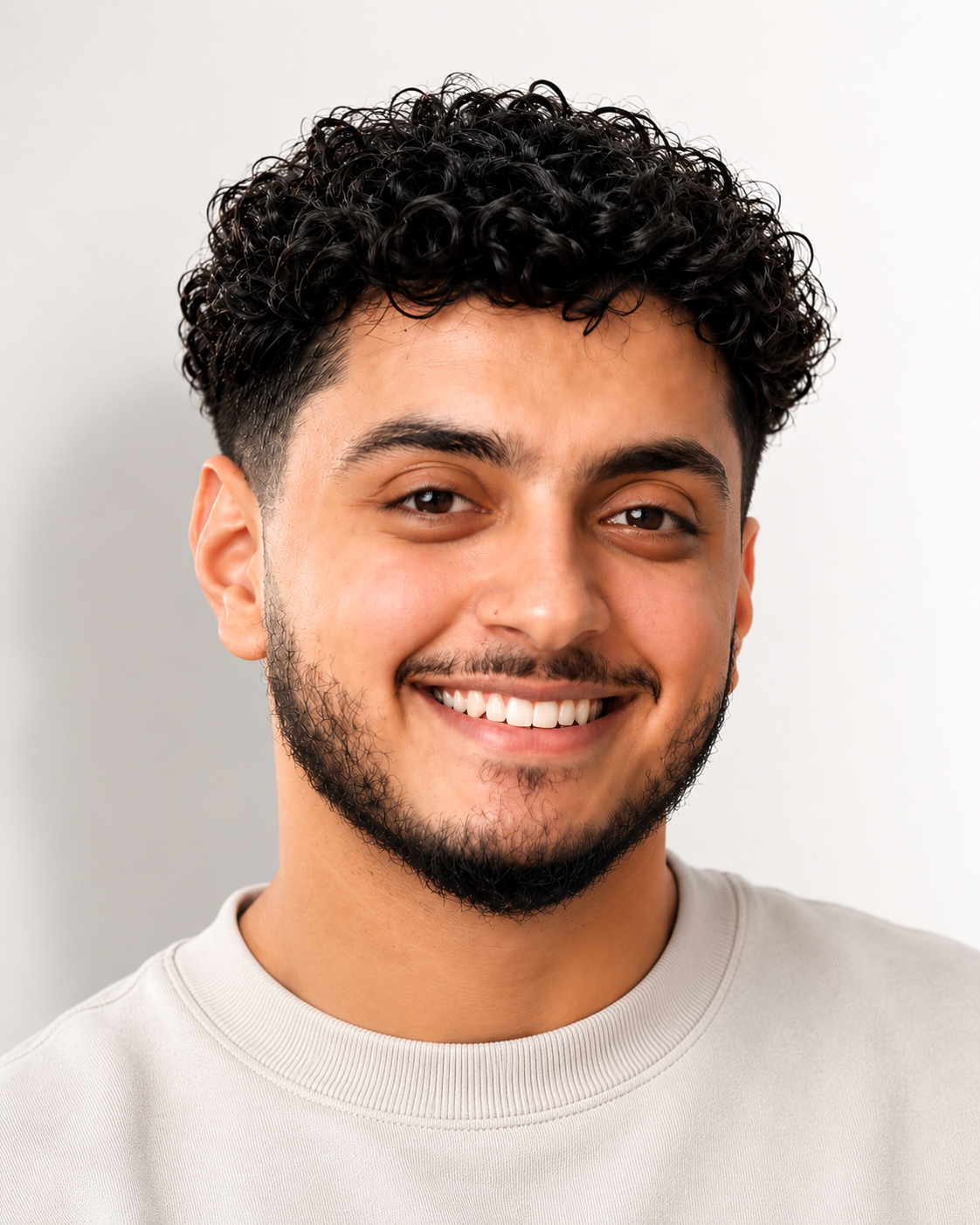 Ayoub van Privé Theorie Halen